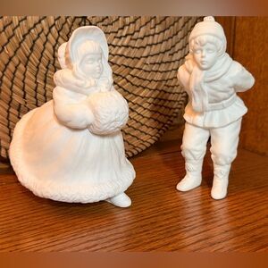 Dept 56 “Ice Skating Children” Retired 
Winter Siloutte Collection